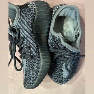 Toddler kids Yeezys